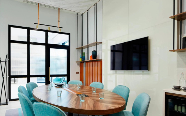 Courtyard by Marriott Luton Airport