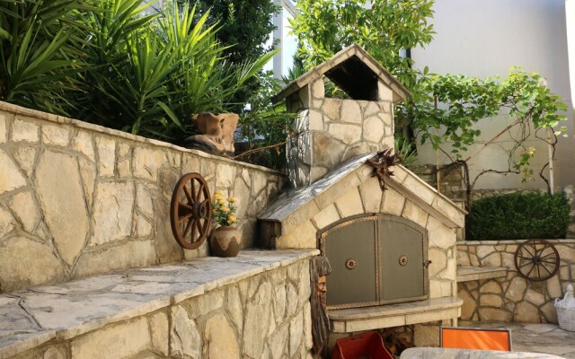 Villa Mara