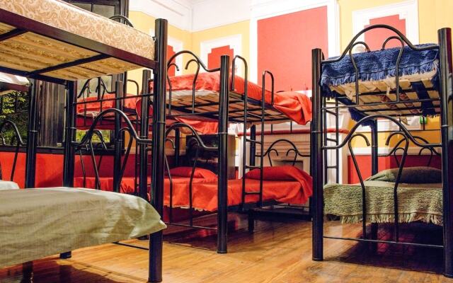 Hostel BarHouse