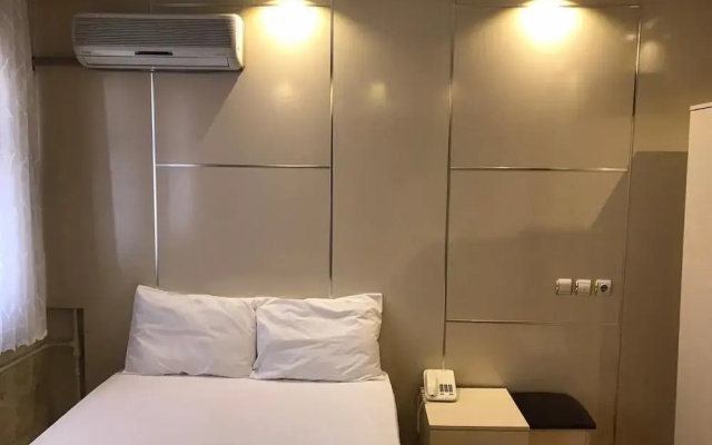Hotel Azer