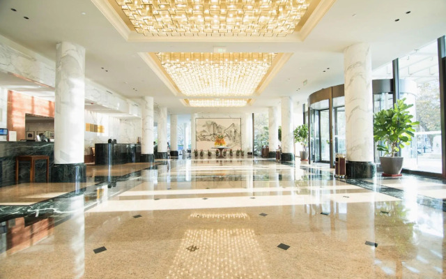 Weihaiwei Hotel
