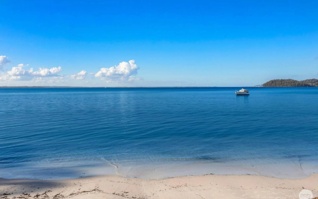 Seaside Sanctuary - Waterfront Luxury Home with Heated Pool