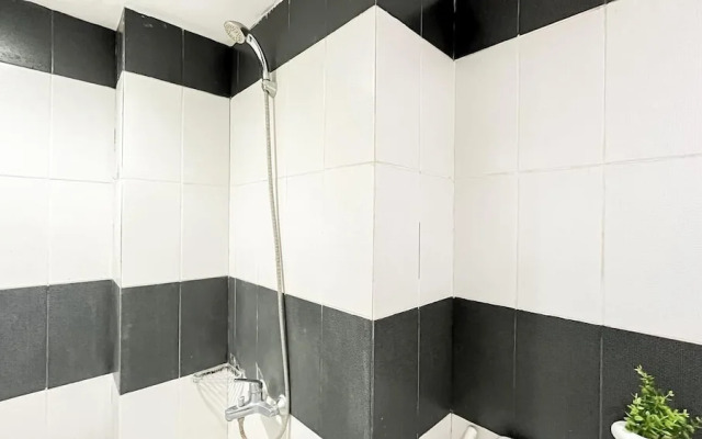 Scandinavian Minimalist 2Br At Cinere Bellevue Suites Apartment