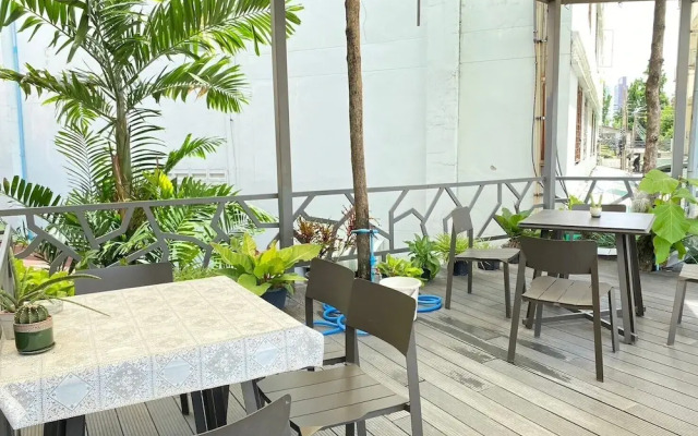 Baan Kun Mhor Hostel