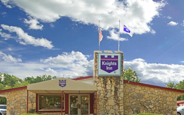 Knights Inn - Norcross, GA