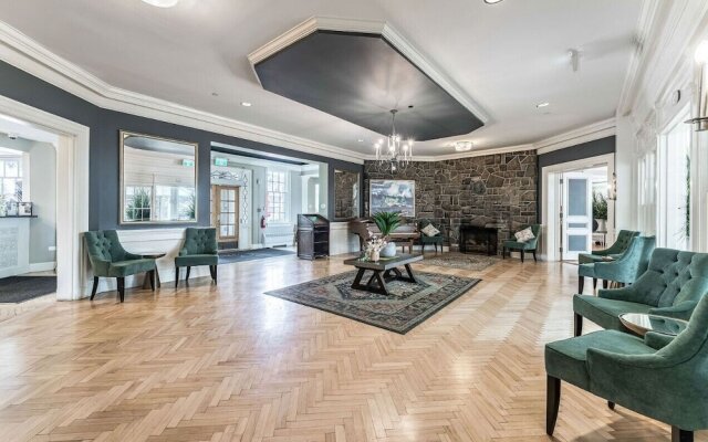 The Inn On Officers Garden