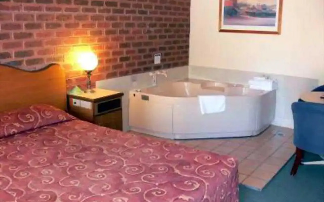 Econo Lodge Albury Paddlesteamer