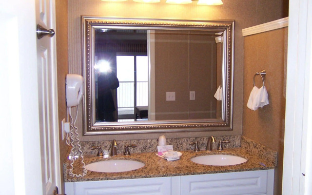 Pinestead Reef Resort