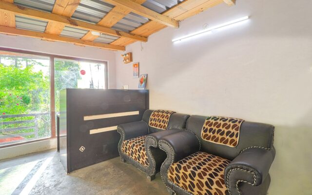 Oak N Pine by Dumnu Homes