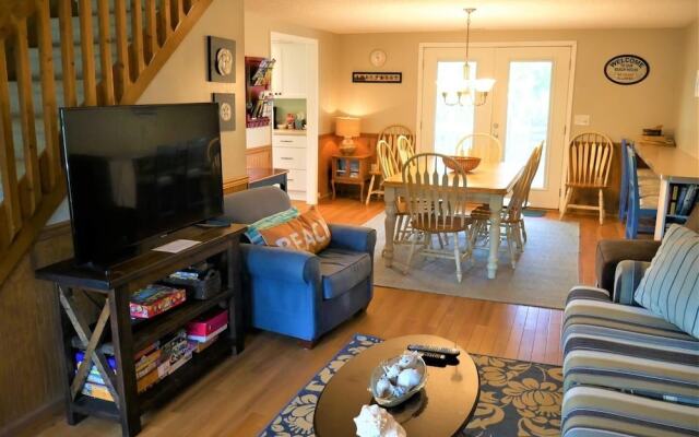 Beach Breezes - 4 Br Home