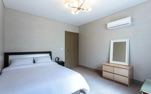 Seogwipo Co Beach Familia Pension