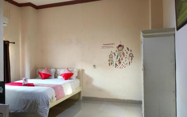 OYO 90019 Nana Guest House