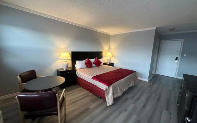 Econo Lodge Cornwall