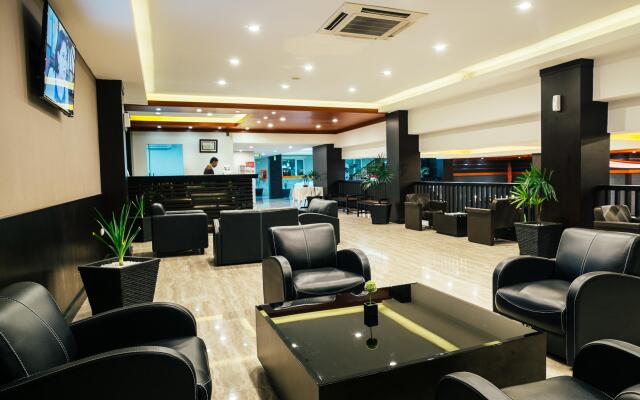 Alpha Hotel