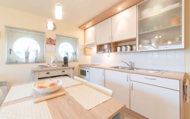 Blutsyde Promenade 25519
