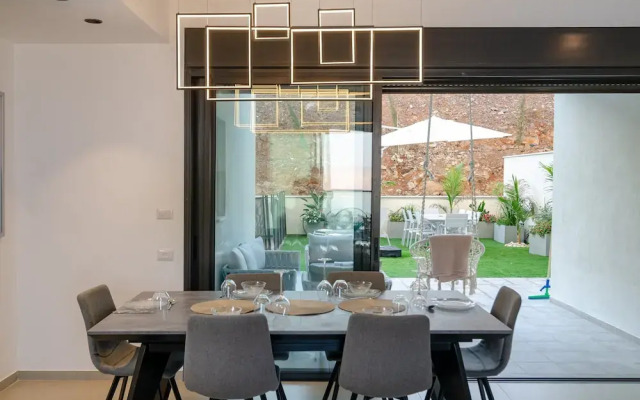 Dov Garden apartment with private pool