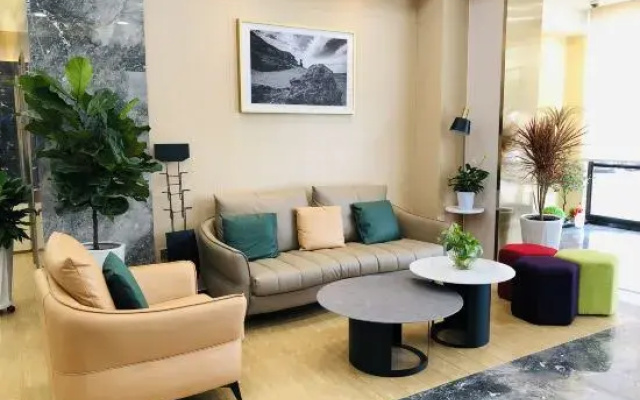 Shuda Hotel (Altay Road Airport, Urumqi)