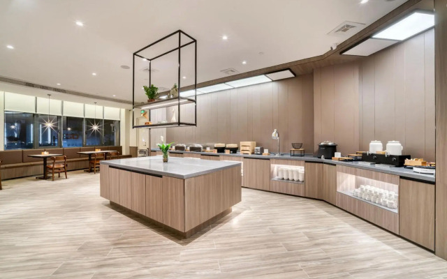 HanTing Hotel (Lin'an Center)