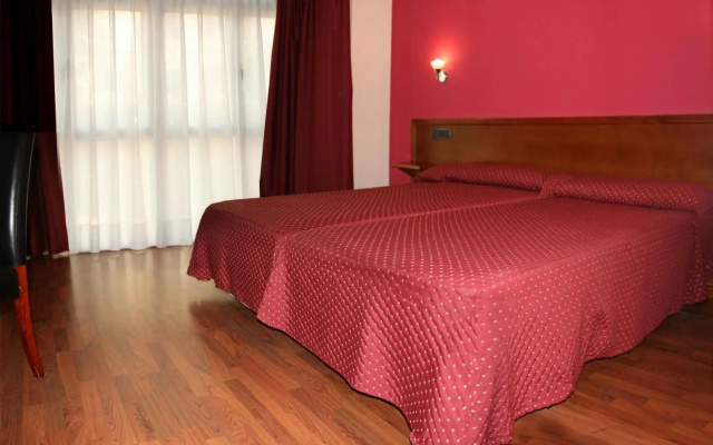 Hotel Cangas De Onis Center