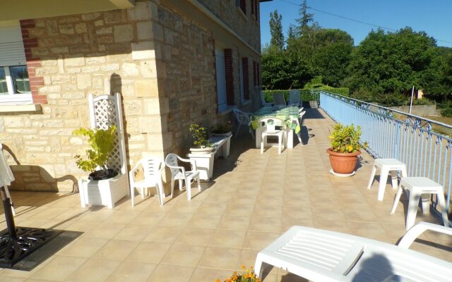 Apartment With 3 Bedrooms in Toulonjac, With Enclosed Garden and Wifi