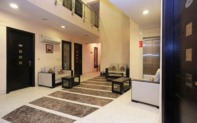 OYO 11322 Hotel The Camria
