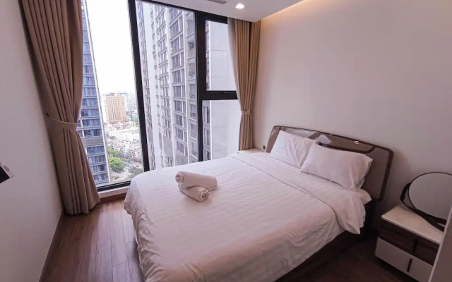 Metropolis Apartment