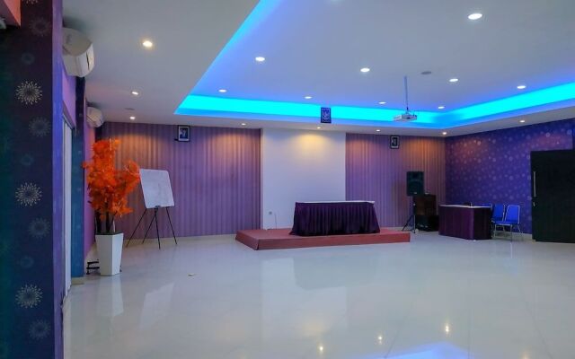 Grand Inn Hotel Mataram