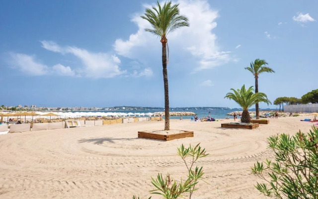 La Bâtisse en Blanc