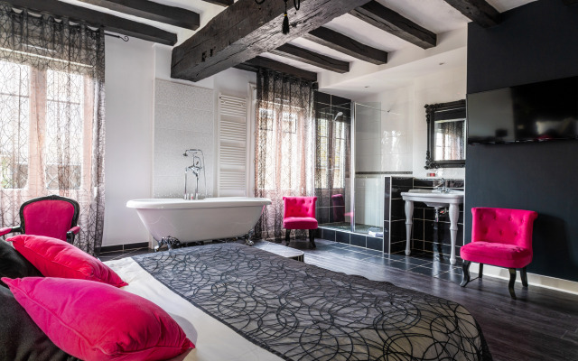 Logis Hôtel Restaurant Le Cheval Blanc