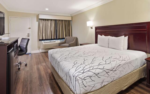 Best Western Woodland Hills Inn