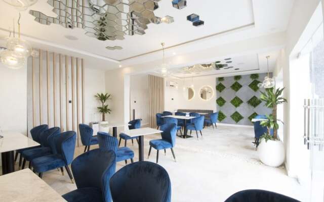 The Corniche Hotel