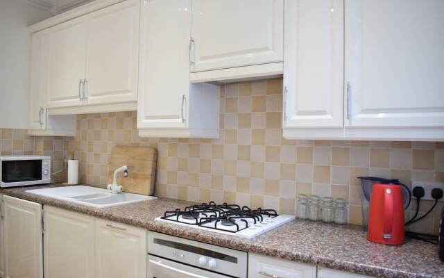 Spacious 1 Bedroom Flat In Piccadilly Circus