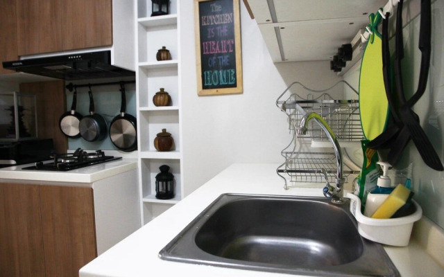 Comfortable The Springlake Summarecon Apartment