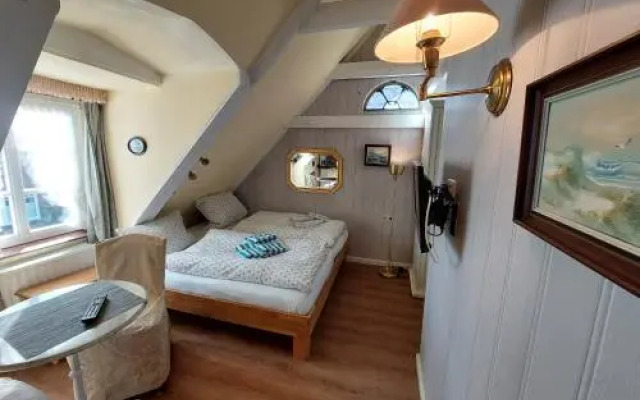 Fischerhuus Lev -Farwol