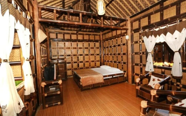 Pondok Bamboo Sendangsari