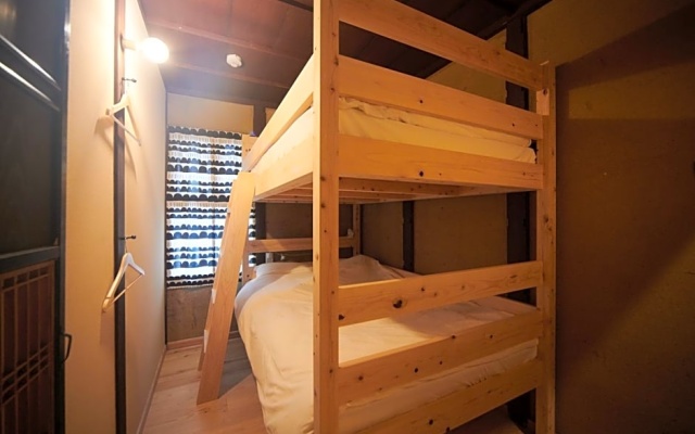 "Sasayama Jyokamachi Guest House KURIYA Semi Double Bunk Bed Cabin for 2-4 Pax - Vacation STAY 91845 " – Guest Rooms – Tamba-Sasayama