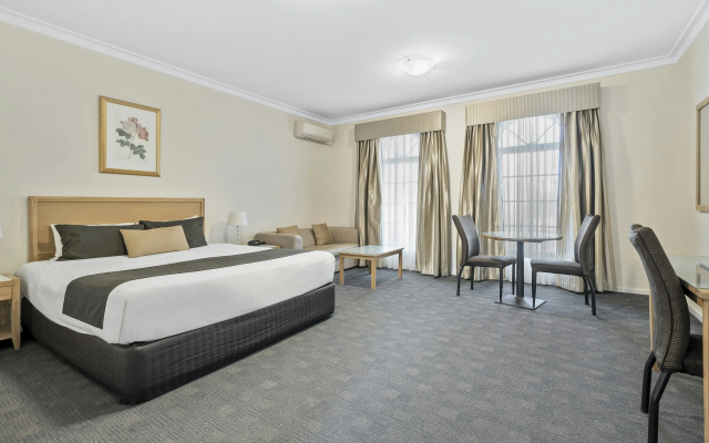 Sherbourne Terrace Hotel