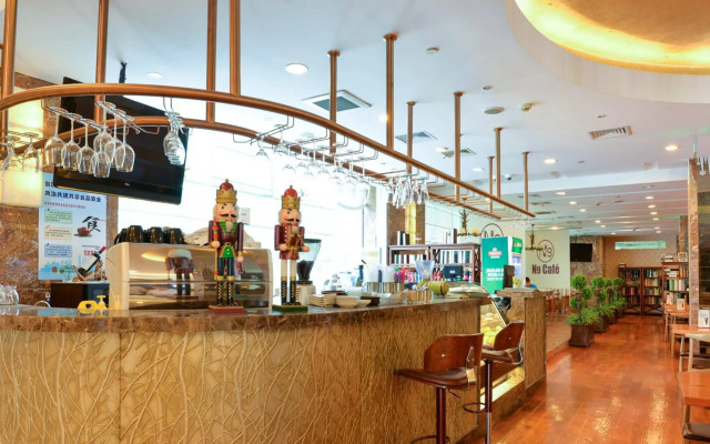 Ramada Plaza Pudong South Hotel