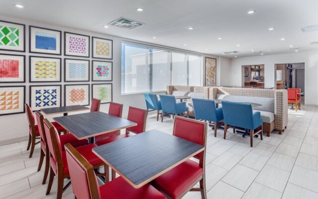 Holiday Inn Express Ramsey-Mahwah by IHG