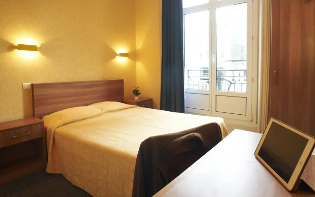 Hôtel Le Petit Duquesne