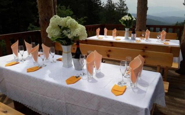 Guesthouses Prav Kamen