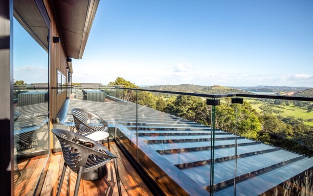 Kaitiaki Lodge - Pool & hot tub