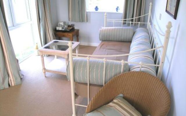 Woodlands Country House