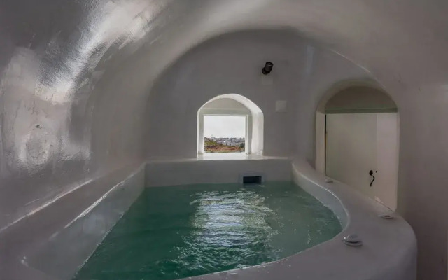 Exi Castle Suites
