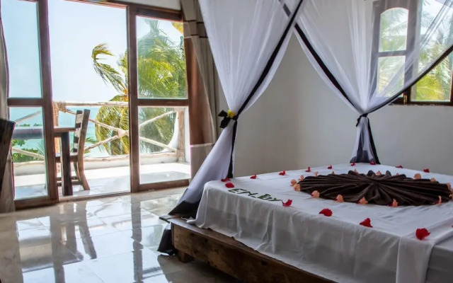 Zanzibar Vera Beach by Moonshine