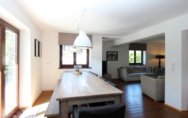 Quaint Chalet in Kirchberg with Terrace, Garden, Ski Storage