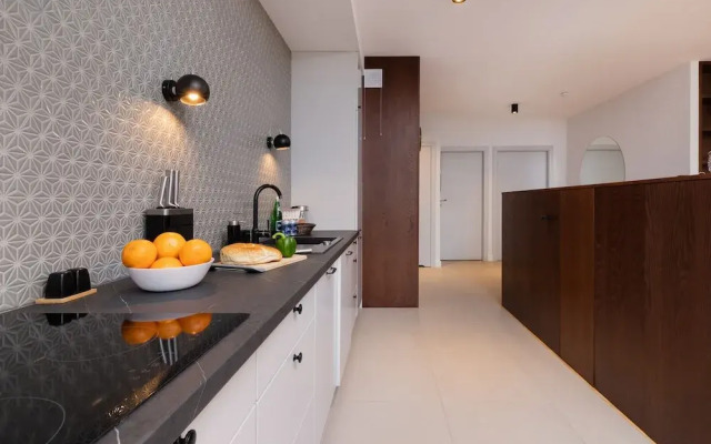 Business Flat Oliva by Renters Prestige