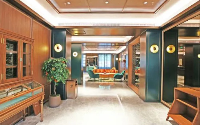 Orange Hotel (Shanghai Dushi Road)