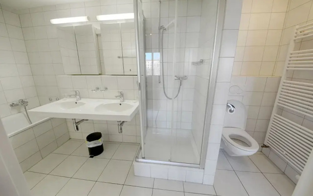 ZH Keita - Stauffacher Hitrental Apartment
