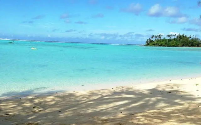 Muri Shores